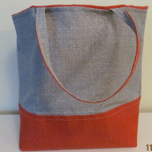 Lined Handcrafted Bag - Picture 2 of 4